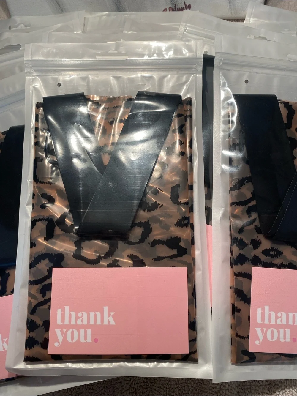 Leopard Print Packing Bags with Black Handles 10 Thank You Accent NWT